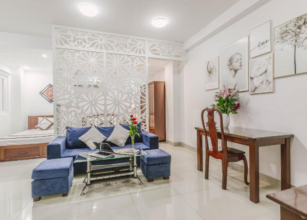 Двухместный (Улучшенный двухместный номер с 1 кроватью) апартамента Diamond Luxury Ben Thanh, Хошимин