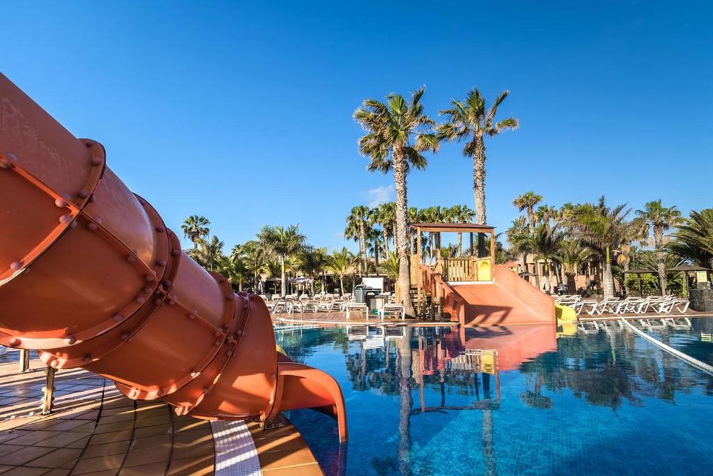 Номер (Дом для отпуска) отеля Family Apartment with Pool View - Oasis Duna Resort, Коральео