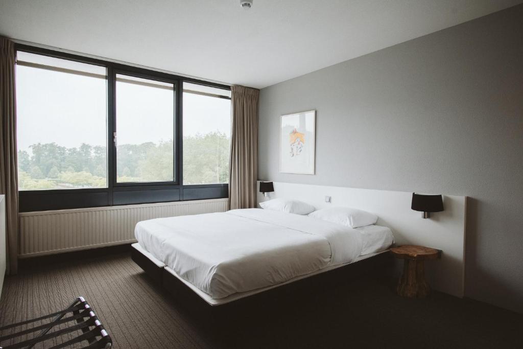 Двухместный (Двухместный номер «Комфорт» с 2 отдельными кроватями) отеля Buitenplaats Vaeshartelt, Маастрихт