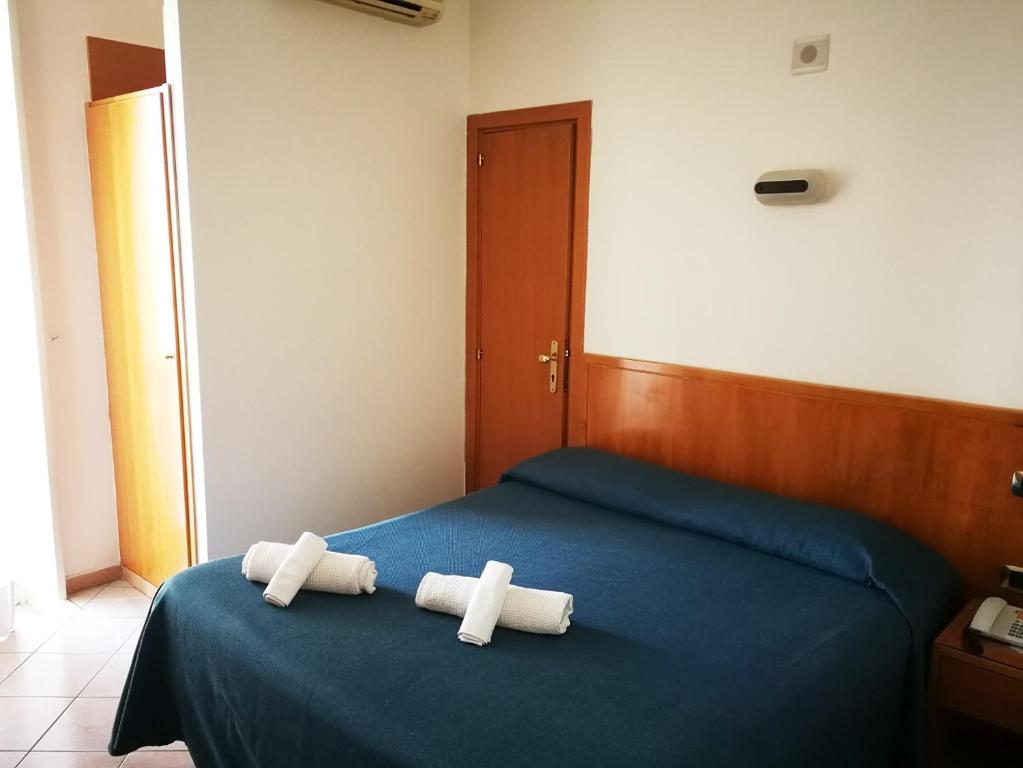 Одноместный (Одноместный номер с ванной комнатой) отеля Hotel Zara Napoli, Неаполь