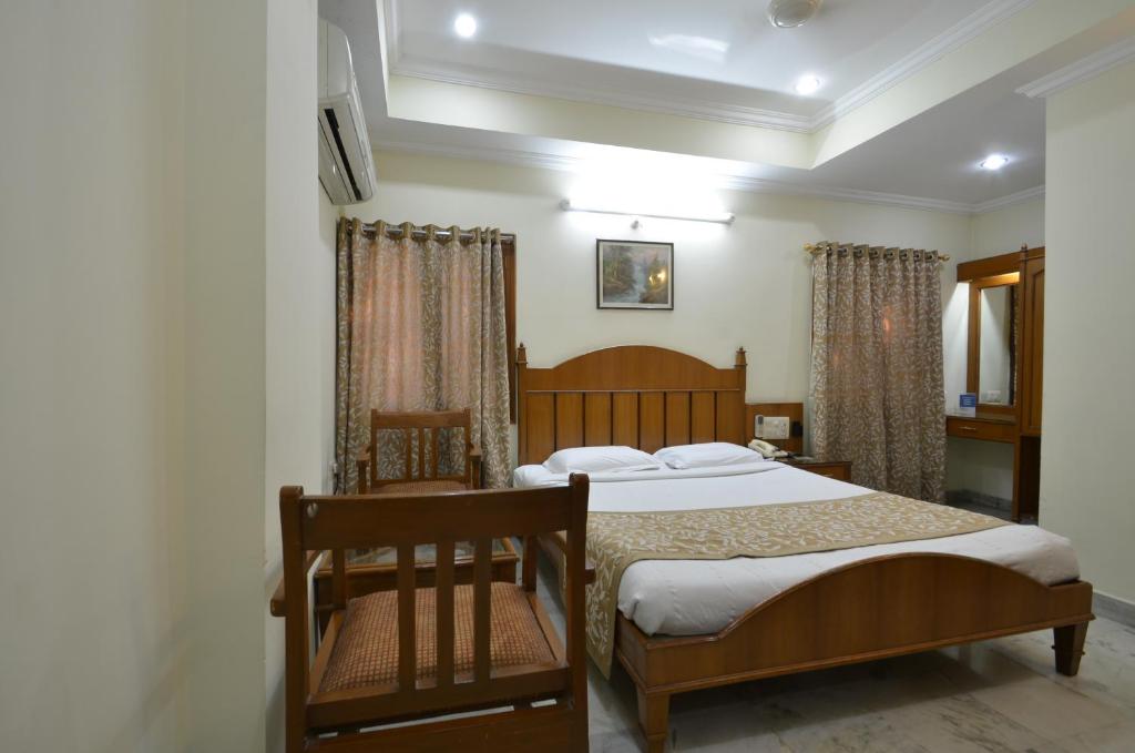 Двухместный (Стандартный двухместный номер с 1 кроватью или 2 отдельными кроватями) отеля Hotel Annapoorna Residency, Хайдарабад