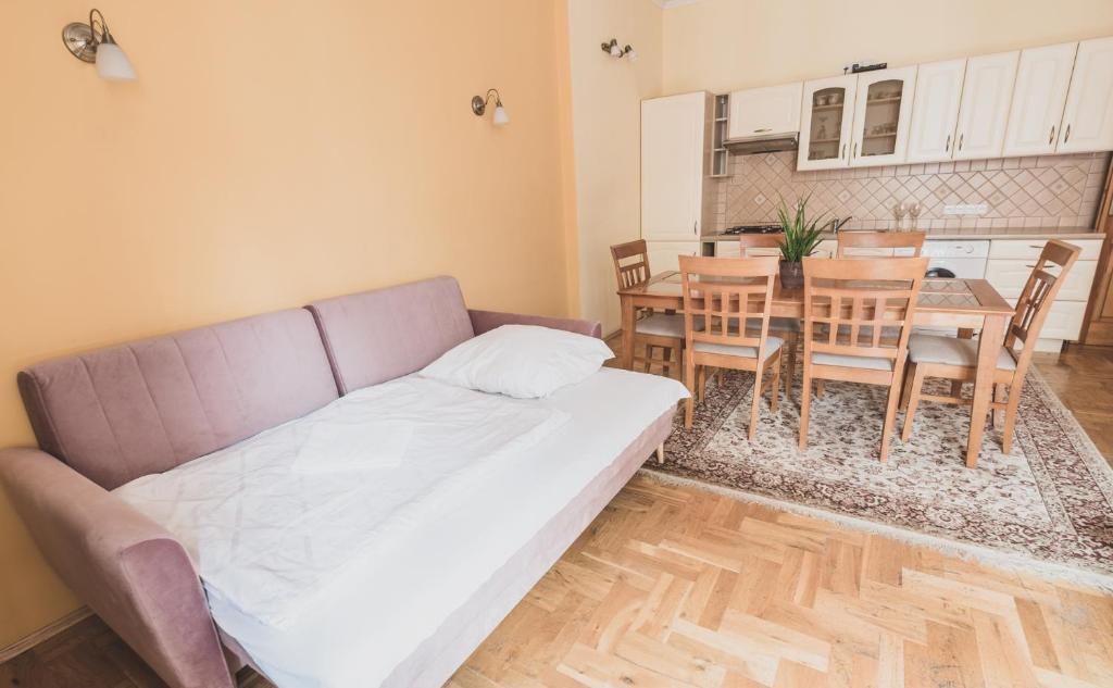 Апартаменты (Апартаменты (для 4 взрослых)) гостевого дома Cybulskiego Guest Rooms, Краков