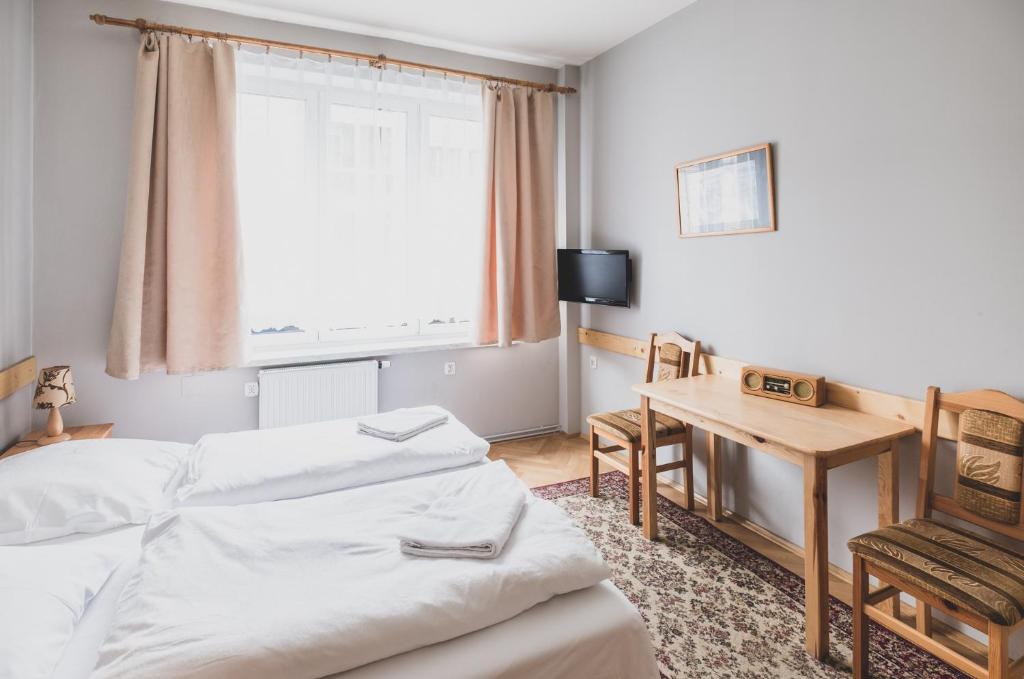 Двухместный (Двухместный номер с 2 отдельными кроватями) гостевого дома Cybulskiego Guest Rooms, Краков