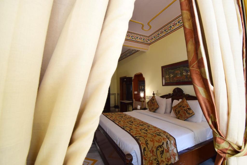 Сьюит (Royal Suite  Free Pick up on Arrival only from Train or Bus station), Umaid Bhawan - Heritage Style Hotel