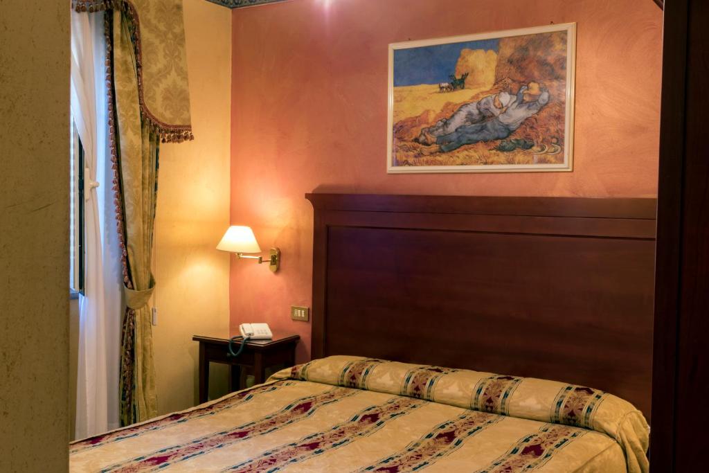 Одноместный (Одноместный номер) отеля Hotel Joli, Палермо