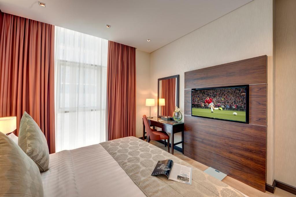 Апартаменты (Апартаменты с 1 спальней и видом на город) апарт-отеля Royal Continental Suites Business Bay - Deluxe Apartments, Дубай