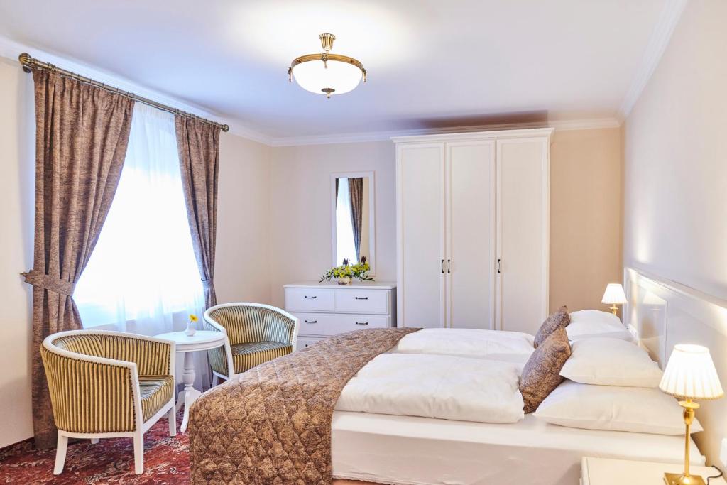 Двухместный (Двухместный номер Делюкс с 1 кроватью) отеля Spa Hotel Centrum, Франтишковы-Лазне