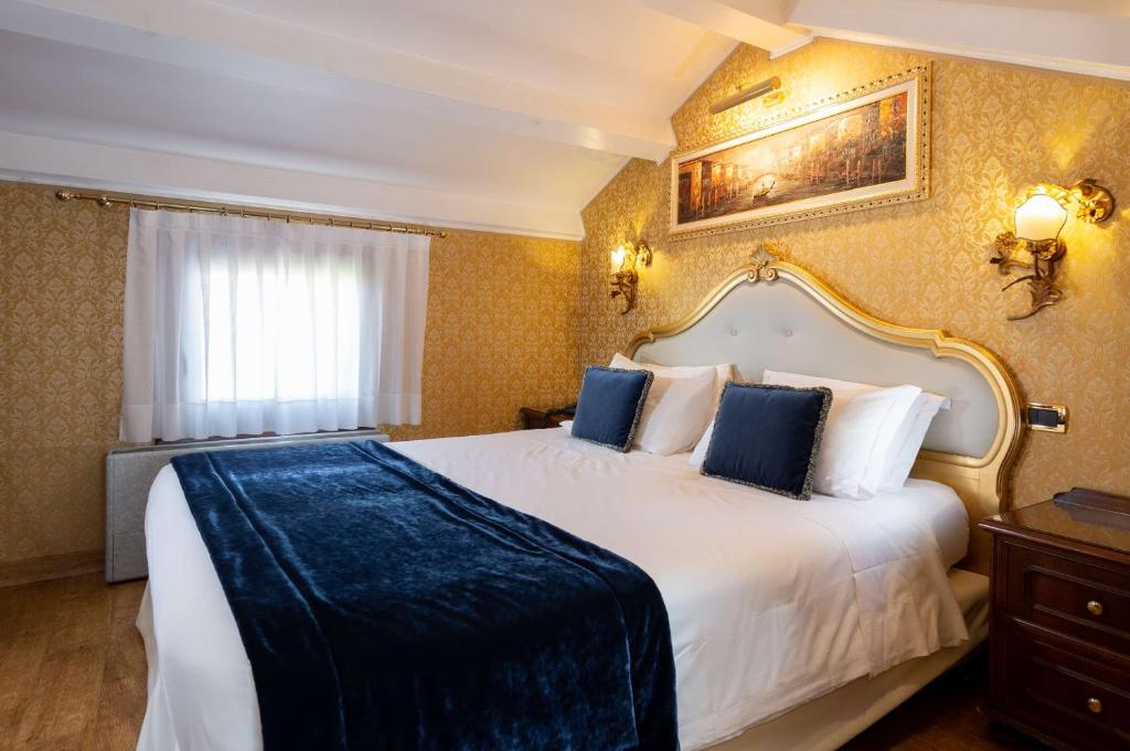 Двухместный (Double Room with Double Bed - Annex/Non-Smoking), Hotel Olimpia Venezia