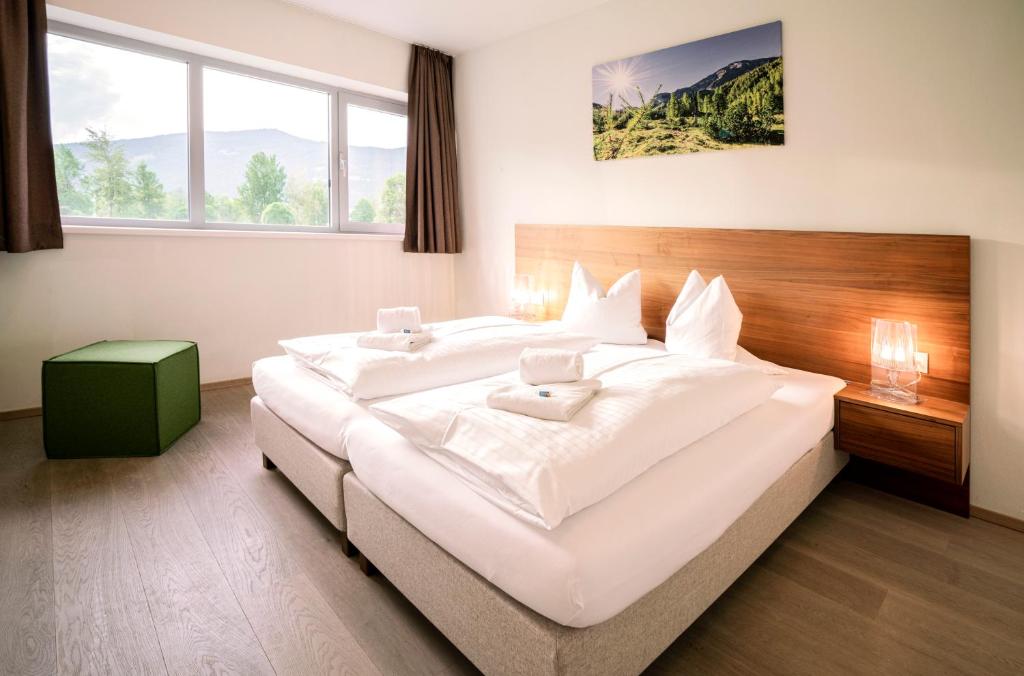 Апартаменты (Апартаменты с 3 спальнями) апарт-отеля Golf - & Skiresort Tauernresidence, Радштадт