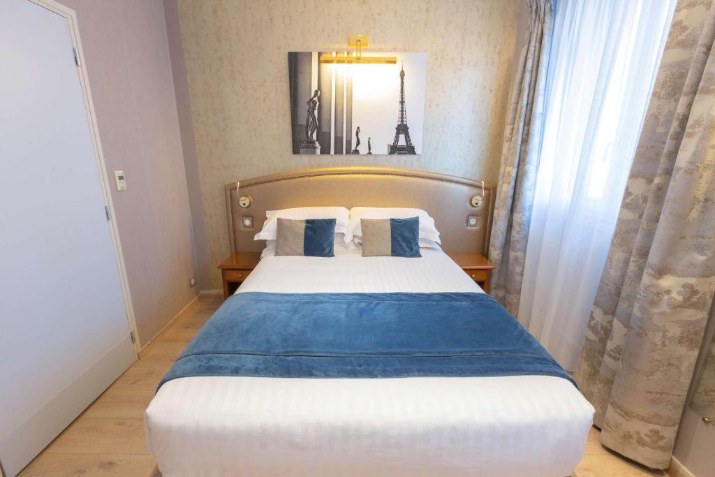 Двухместный (Двухместный номер с 1 двуспальной кроватью - Подходит для гостей с ограниченными возможностями здоровья) отеля Best Western Au Trocadéro, Париж
