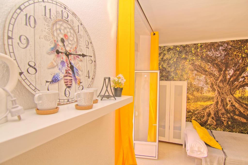 Семейный (Семейный номер с балконом), Low cost room & Balcony - Malaga