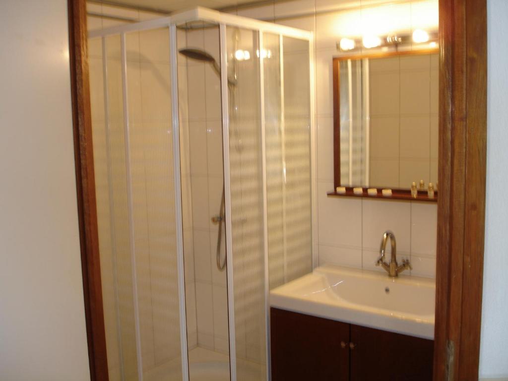Двухместный (Двухместный номер с 1 кроватью) мотеля Motel- Bungalow-& Chaletpark de Brenkberg, Маастрихт