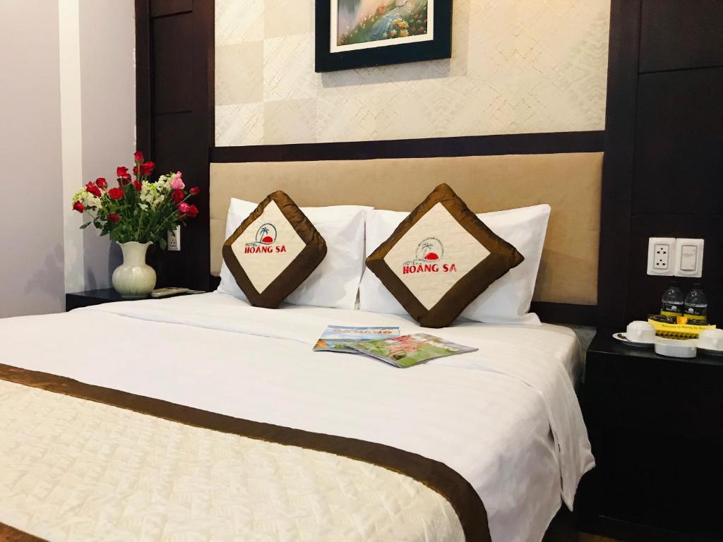 Двухместный (Улучшенный двухместный номер с 1 кроватью или 2 отдельными кроватями) отеля Hoang Sa Hotel, Дананг