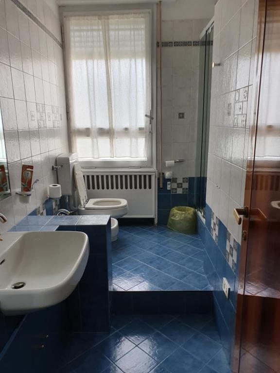 Двухместный (Стандартный двухместный номер с 1 кроватью и общей ванной комнатой) отеля Bed & breakfast Aurelia, Болонья
