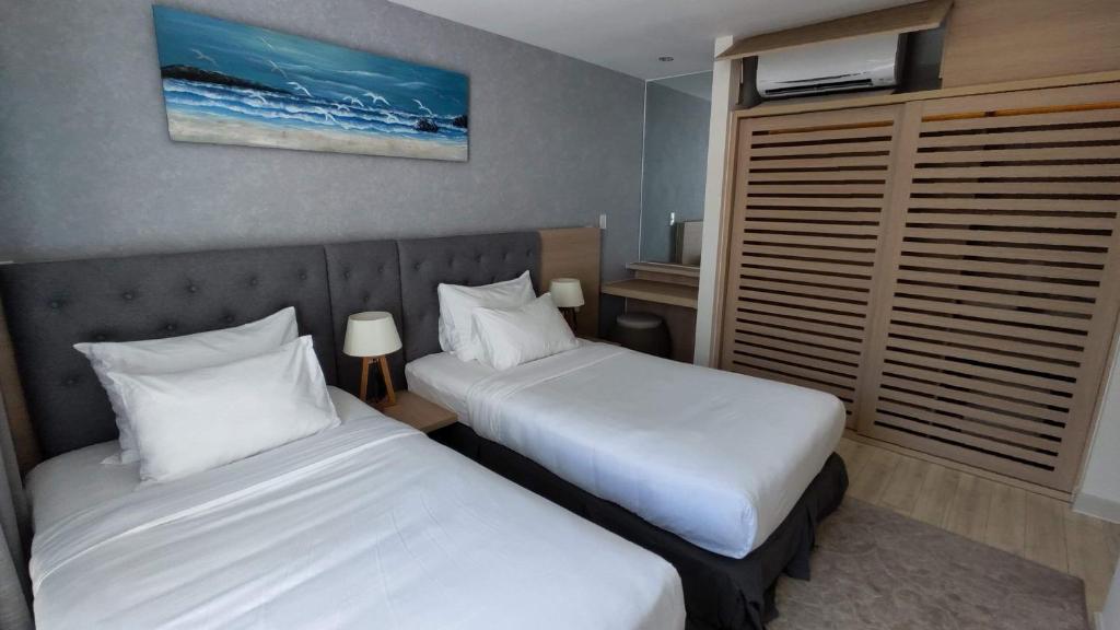 Семейный (Семейный номер с видом на море) курортного отеля Oceanami Villas & Beach Club 3 bedroom villa, Вунгтау