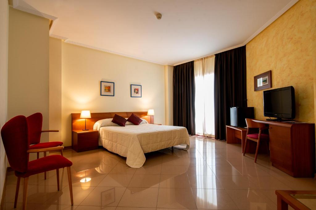 Отель Hotel Playasol, Картахена
