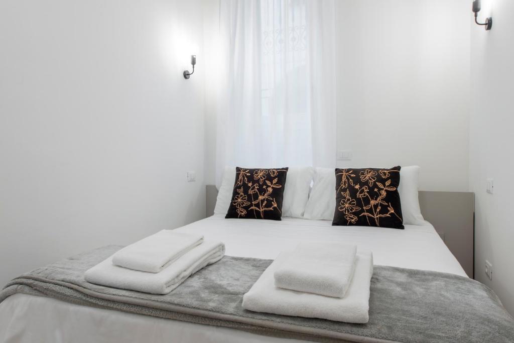 Апартаменты (Two-Bedroom Apartment - Via Broletto 41), Milan Royal Suites - Centro