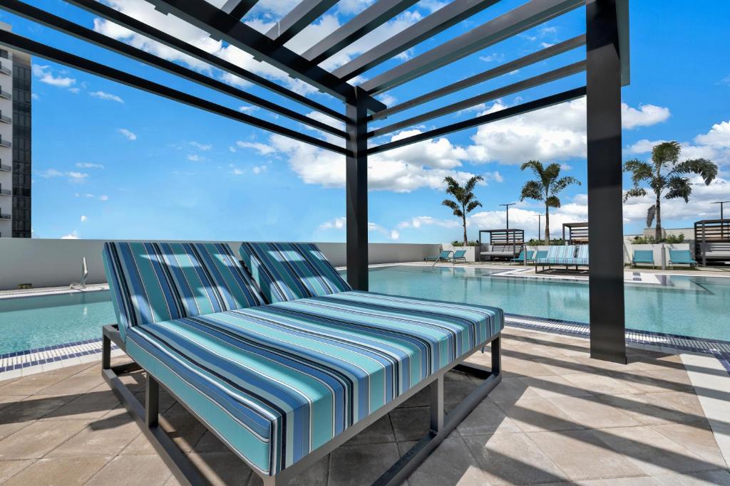 Provident Grand Luxury Short-Term Residences, Майами