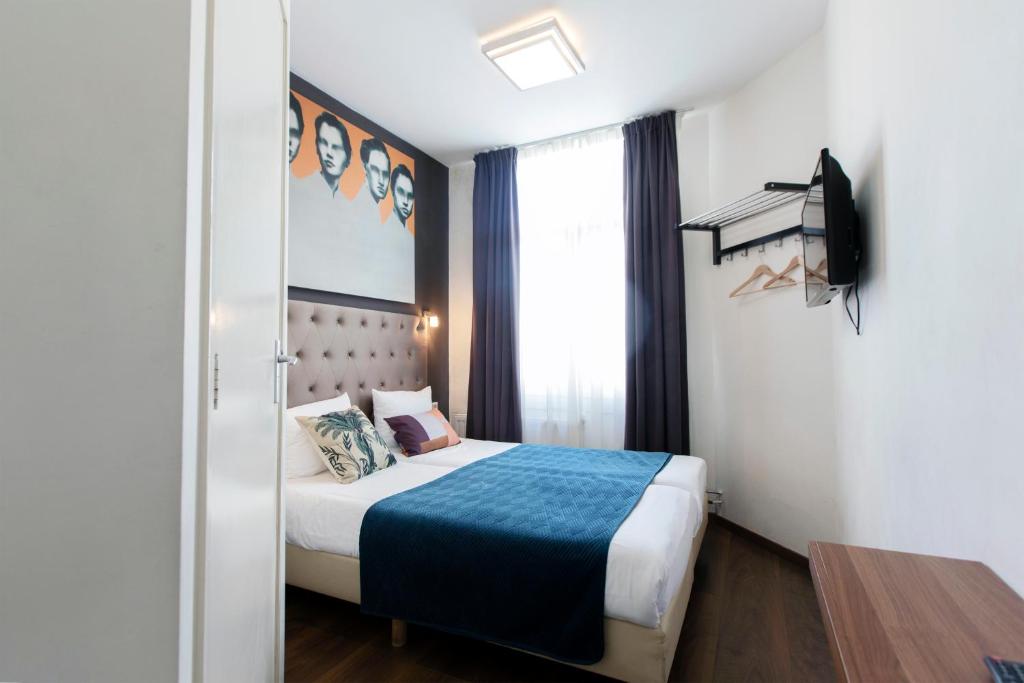 Двухместный (Двухместный номер с 2 отдельными кроватями) отеля Quentin Golden Bear Hotel, Амстердам