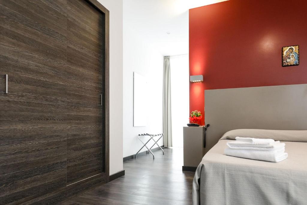 Двухместный (Двухместный номер с 1 кроватью или 2 отдельными кроватями - Подходит для гостей с ограниченными физическими возможностями) отеля Casa per Ferie San Juan de Ávila, Рим