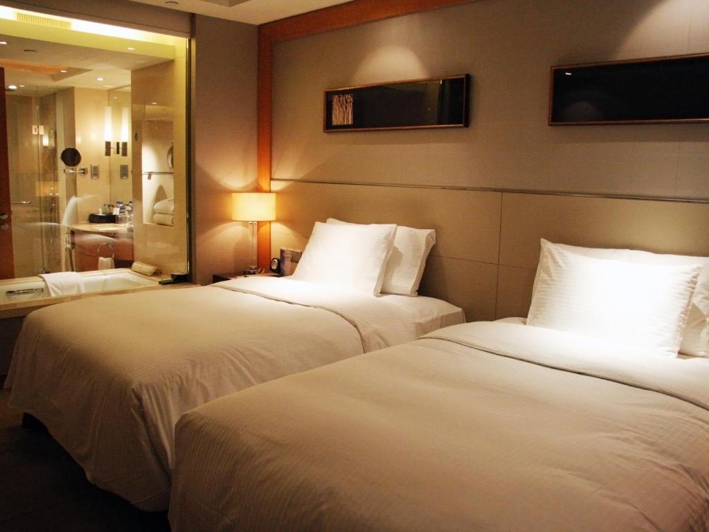 Двухместный (Номер Делюкс с кроватью размера «king-size») отеля Wanda Realm Beijing, Пекин