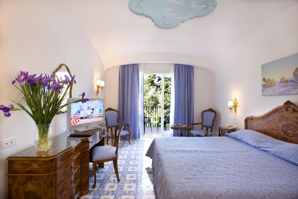 Двухместный (Классический двухместный номер с 1 кроватью) отеля Grand Hotel La Favorita, Сорренто