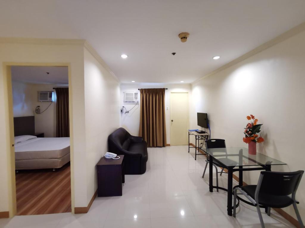 Апартаменты (Апартаменты с 1 спальней) отеля Metro Park Hotel - Cebu City, Себу
