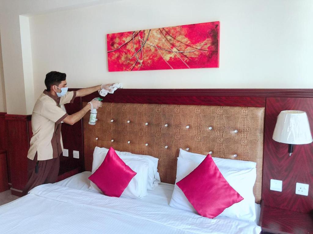 Сьюит (Двухместный люкс с 1 кроватью) отеля Grand Nova Hotel, Дубай