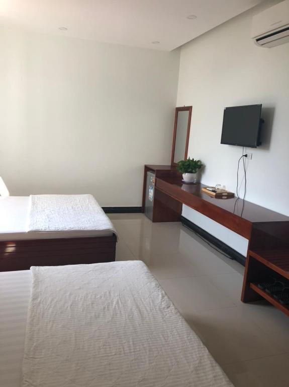 Двухместный (Двухместный номер Делюкс с 1 кроватью) отеля Thanh Lam Hotel, Туихоа