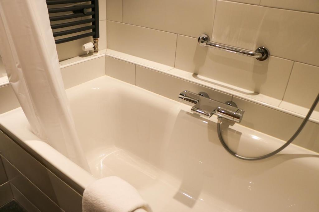 Двухместный (Стандартный двухместный номер с 1 кроватью и видом на город), Auberge de Campveerse Toren