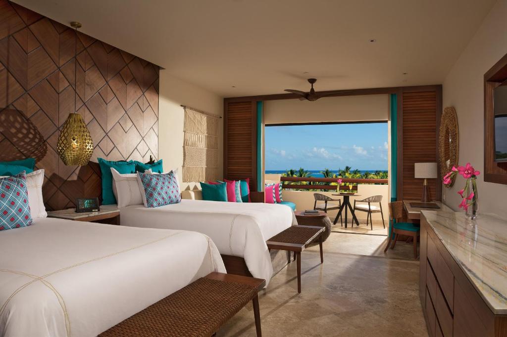 Сьюит (Полулюкс с двуспальной кроватью, частичным видом на океан и завтраком) курортного отеля Secrets Maroma Beach Riviera Cancun - Только для взрослых - Все включено, Пуэрто-Морелос