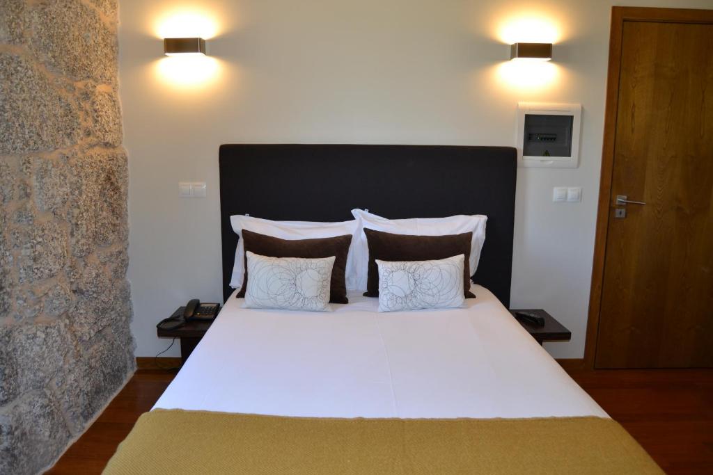 Двухместный (Стандартный двухместный номер с 1 кроватью) загородного отеля Quinta do Medronheiro Hotel Rural, Визеу