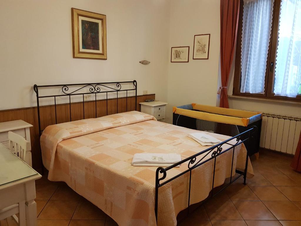 Двухместный (Улучшенный двухместный номер с 1 кроватью) отеля Albergo Sonia, Флоренция