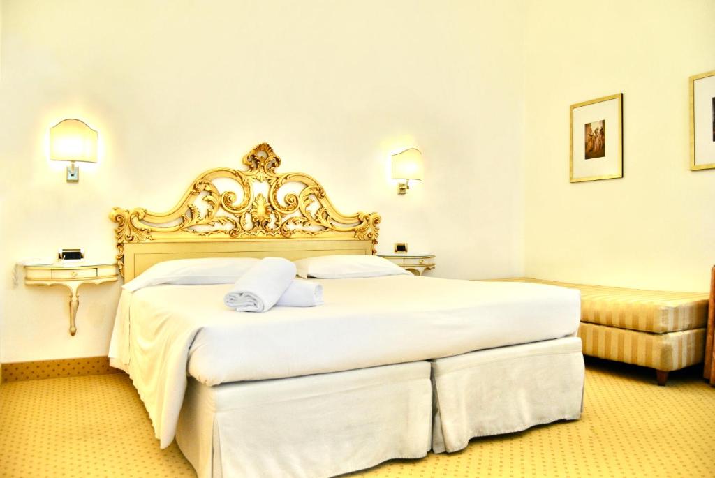 Трехместный (Трехместный номер) отеля Hotel Gardena, Венеция