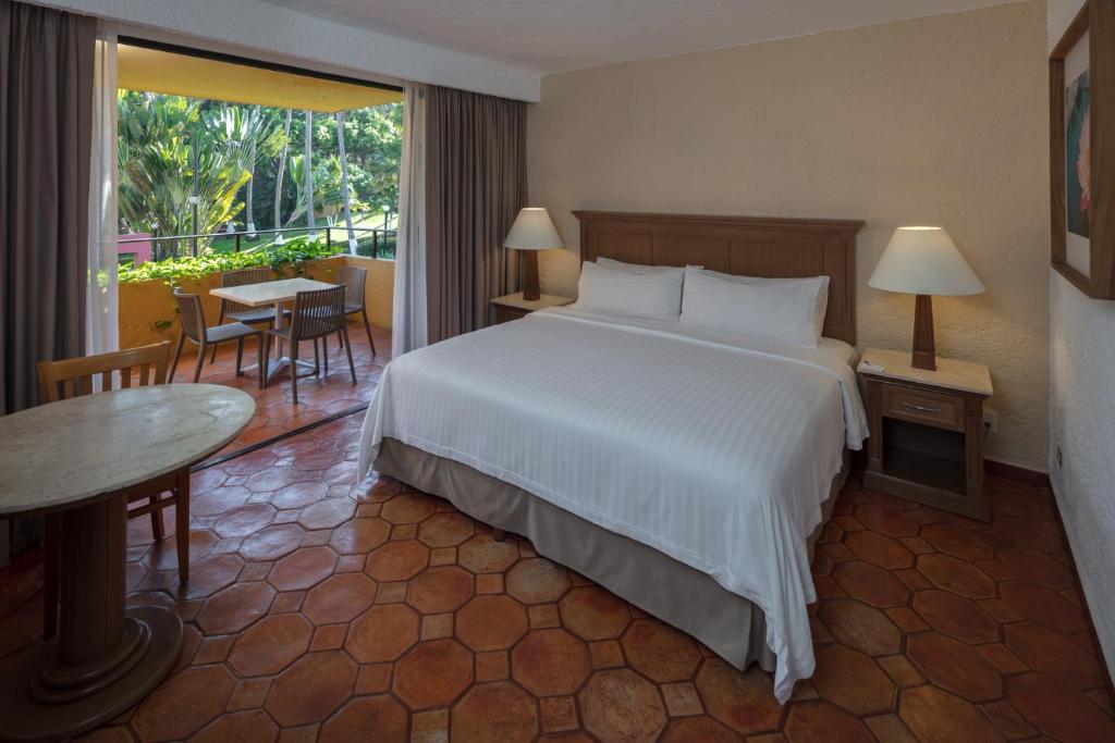 Двухместный (Стандартный номер) курортного отеля Holiday Inn Resort Ixtapa All-Inclusive, Икстапа