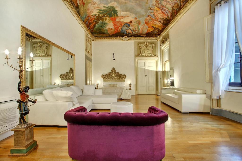 Сьюит (Суперлюкс) отеля Palazzo Tolomei - Residenza D'Epoca, Флоренция