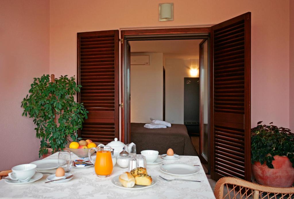 Двухместный (Двухместный номер с 1 кроватью и балконом, вид на море) отеля Bed & Breakfast Arte Casa, Умаг