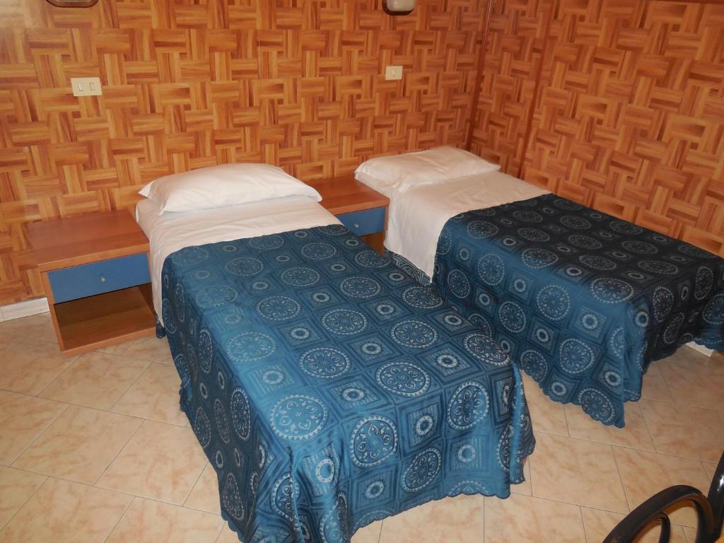 Двухместный (Двухместный номер с 1 кроватью или 2 отдельными кроватями, общая ванная комната) отеля Cressy, Рим