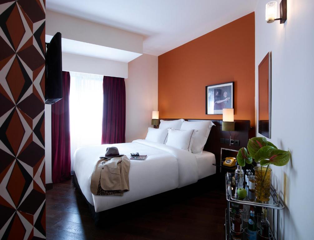 Сьюит (Полулюкс) отеля Brown Acropol by Brown Hotels, Афины