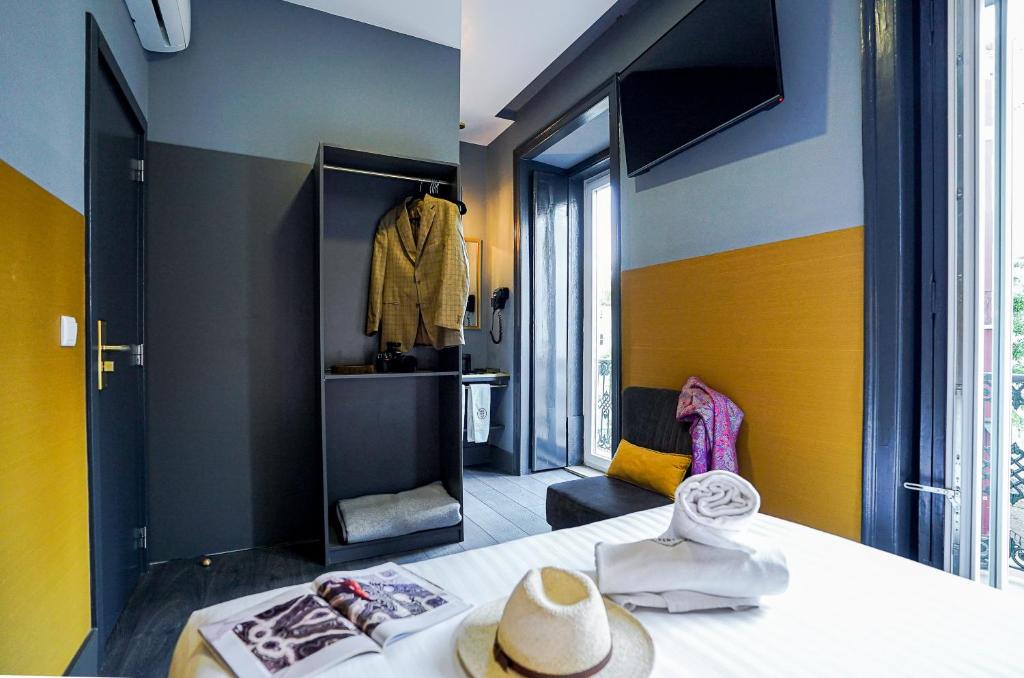 Двухместный (Двухместный номер с 1 кроватью и балконом) отеля Santa Luzia B&B - HOrigem, Лиссабон