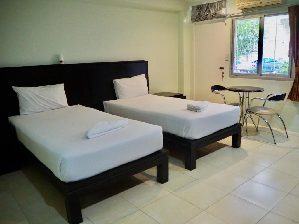 Двухместный (Стандартный двухместный номер с 2 отдельными кроватями) апартамента Orm Thong Apartment, Пхукет
