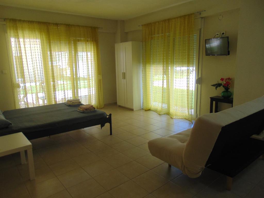 Двухместный (Двухместный номер с 1 кроватью и балконом) апарт-отеля Villa Veni Sun, Калифея
