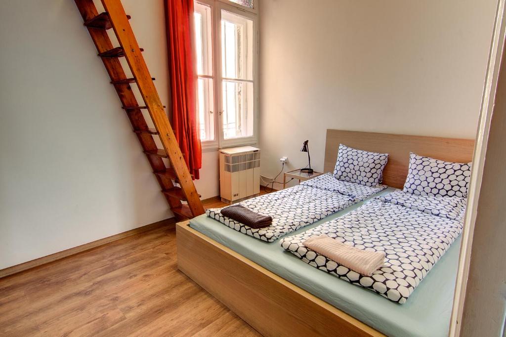 Двухместный (Двухместный номер с 1 кроватью и общей ванной комнатой) хостела Pal's Hostel and Apartments, Будапешт