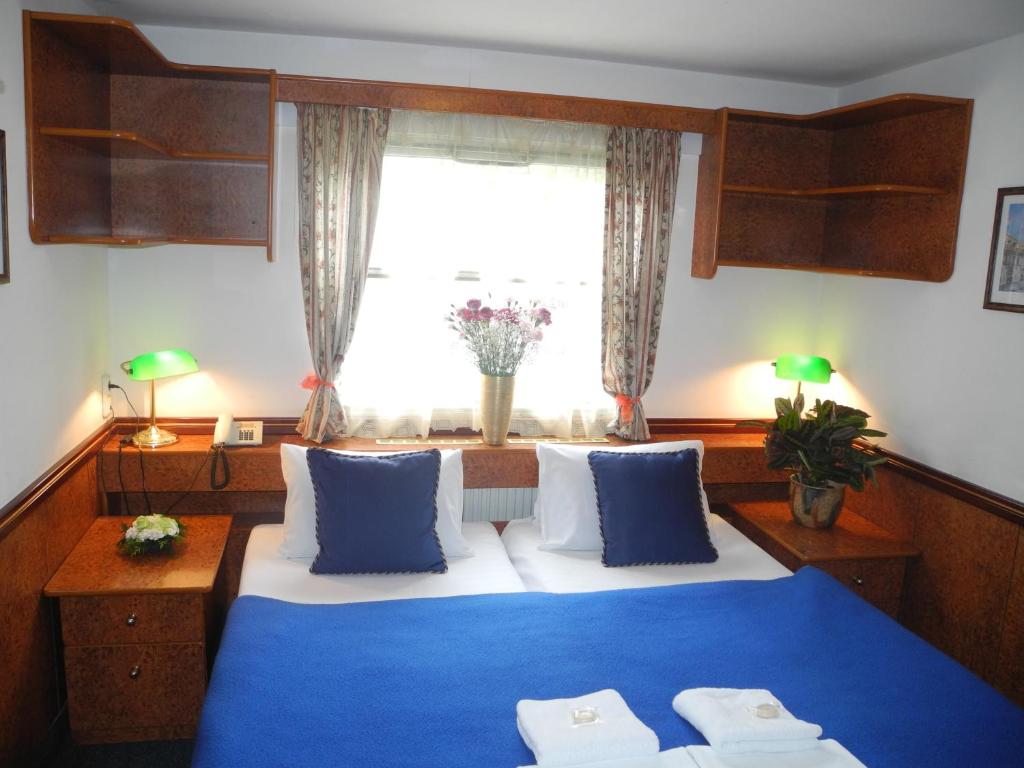 Двухместный (Двухместный номер с 1 кроватью или 2 отдельными кроватями) отеля Admiral Botel, Прага