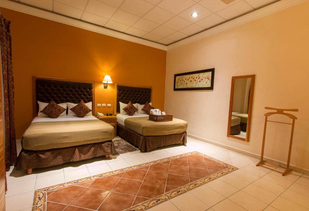 Двухместный (Двухместный номер с 2 двуспальными кроватями) отеля Hotel Rio Queretaro, Керетаро