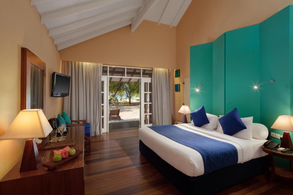 Вилла (Семейная вилла на пляже - пакет услуг «Премиум Все включено») курортного отеля Adaaran Select Meedhupparu – All Inclusive, Мидуппару