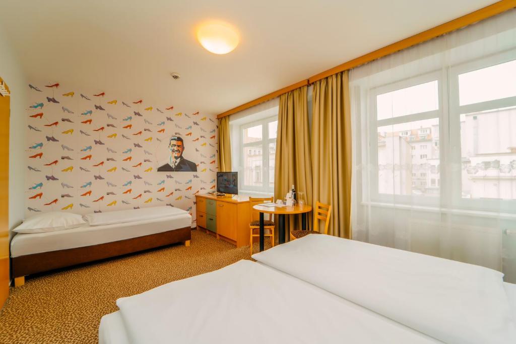 Апартаменты (Апартаменты с 2 спальнями) отеля Extol Inn, Прага
