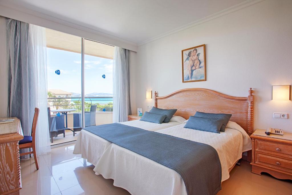 Апартаменты (Апартаменты с 1 спальней и боковым видом на море (2 взрослых)) отеля Grupotel Natura Playa, Плайя-де-Муро