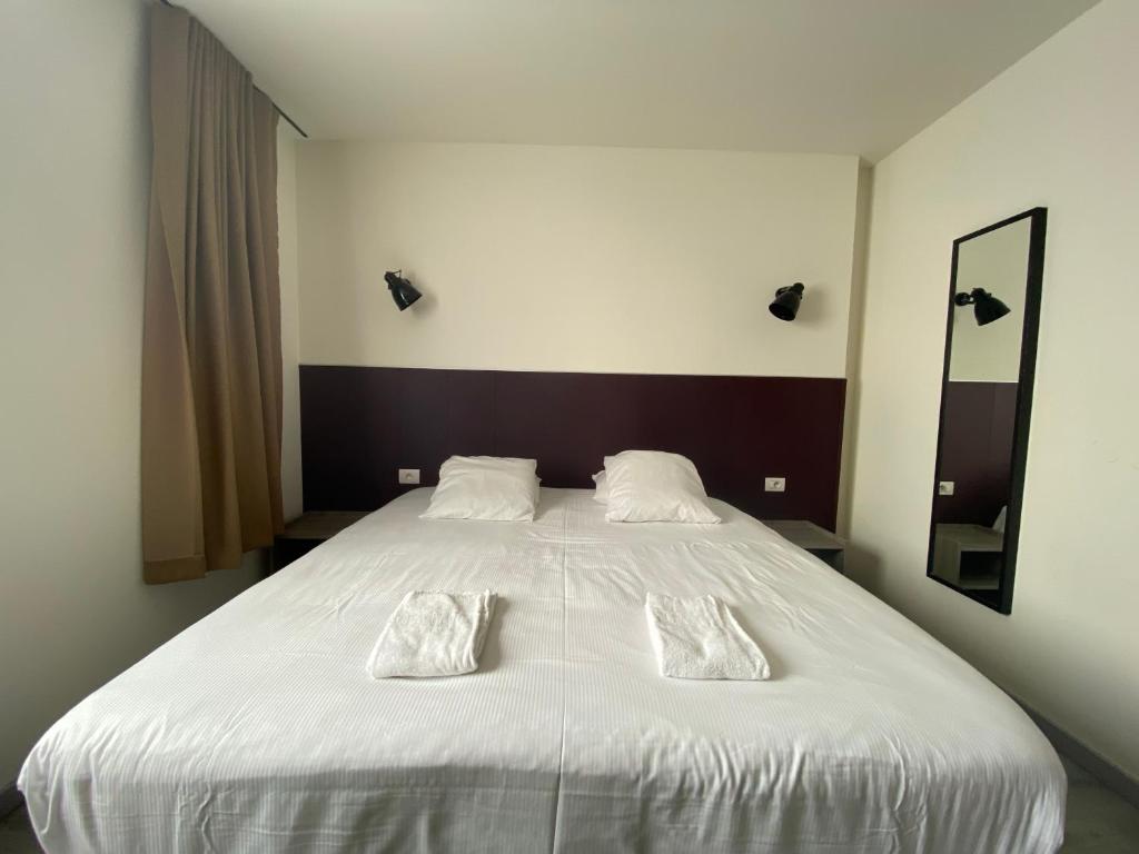 Двухместный (Бюджетный двухместный номер с 1 кроватью) отеля Hotel O Ieper, Ипр