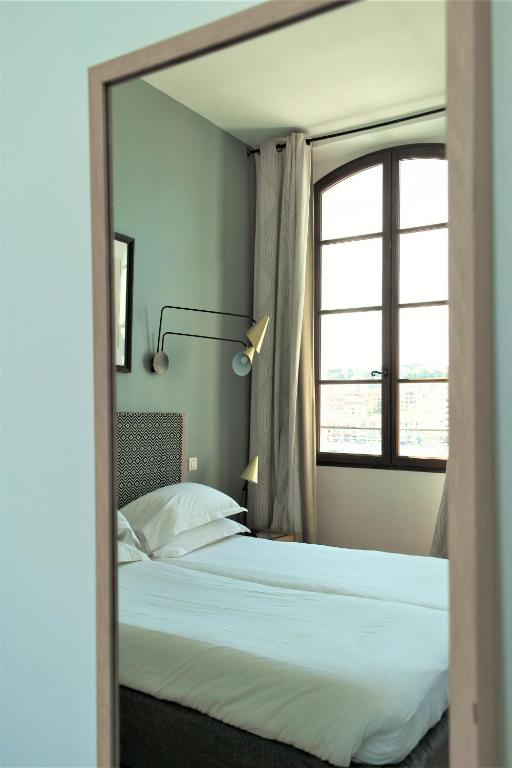 Двухместный (Classic Twin Room with Old Port View), Hôtel Belle-Vue